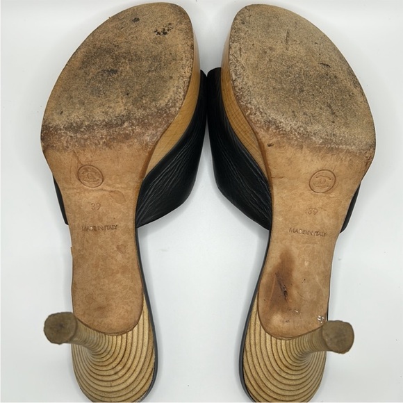 Chanel slides - Picture 6 of 8